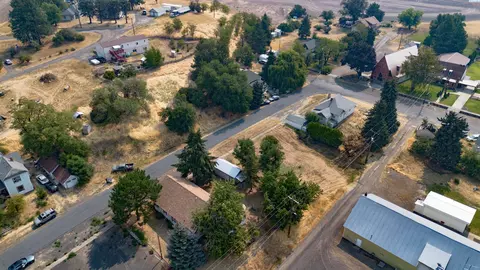 View/Area - 307 C St, Endicott, WA 99125 photo 2 of 2