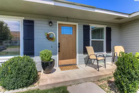 120 SW Malibu Dr, Prosser, WA 99350