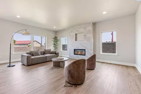 7505 Grapevine Ct, West Richland, WA 99353