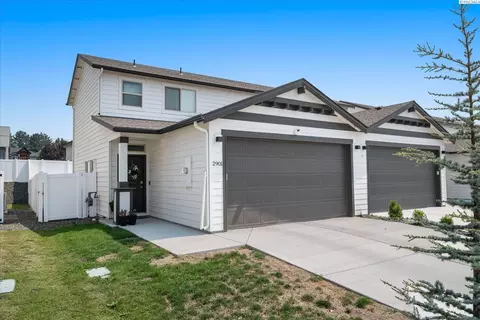 Exterior - 2901 66th Pl, Pasco, WA 99301 photo 2 of 5
