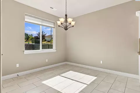 Other - 2640 Grayhawk Loop, Richland, WA 99354 photo 2 of 8