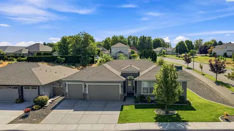 View/Area - 2640 Grayhawk Loop, Richland, WA 99354 photo 1 of 6