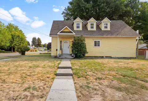 402 E Dayton Ave, Dayton, WA 99328