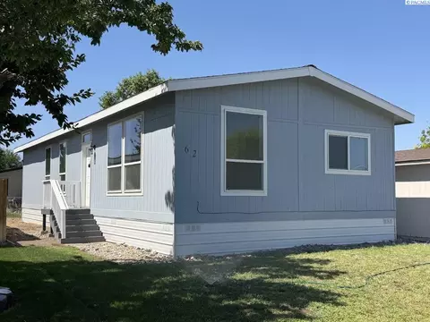 2105 N Steptoe St #62, Kennewick, WA 99336