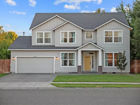 10412 Willow Way, Pasco, WA 99301