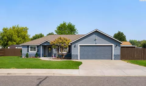 408 Capri Ct, Benton City, WA 99320