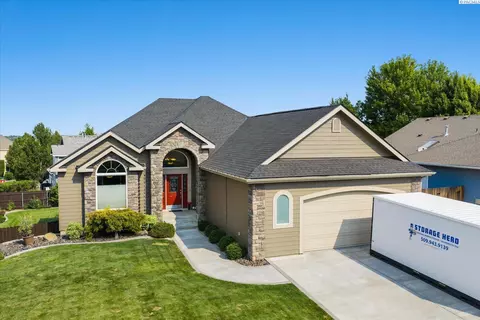 8824 W 1st Pl, Kennewick, WA 99336