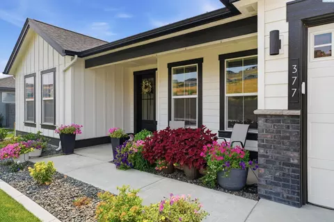 377 Ventus St, Richland, WA 99352
