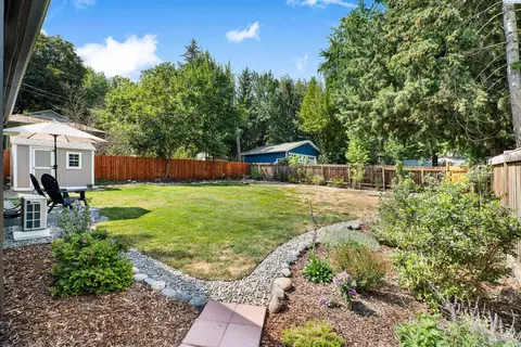 Exterior - 615 SE Side St, Pullman, WA 99163 photo 2 of 8