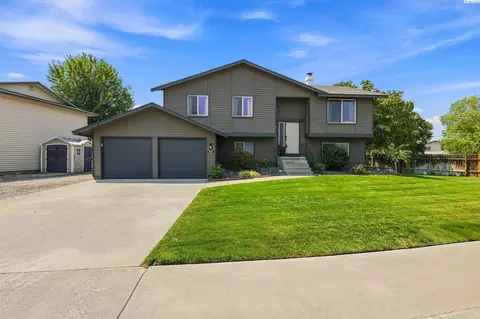 7905 W Imnaha Ave, Kennewick, WA 99336