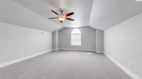 Other - 6401 Eagle Crest Dr, Pasco, WA 99301 photo 7 of 9