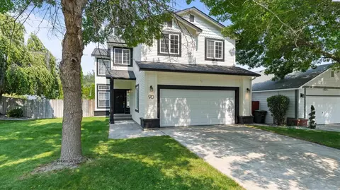 90 Bremmer St, Richland, WA 99352
