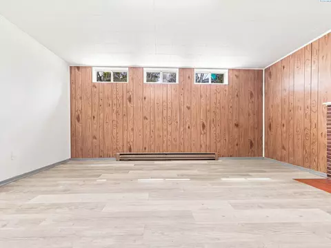 Living - 220 NW Timothy St, Pullman, WA 99163 photo 6 of 6