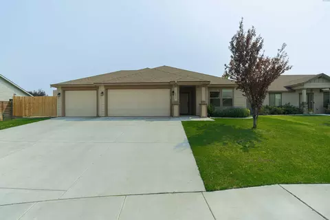 6017 Cotswold, Pasco, WA 99301