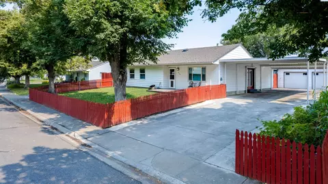 410 Basswood Dr, Richland, WA 99352