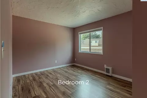 Bedroom - 600 SW Crestview St #15, Pullman, WA 99163 photo 4 of 11