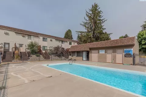 Exterior - 600 SW Crestview St #15, Pullman, WA 99163 photo 6 of 6
