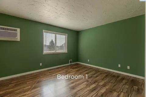 Bedroom - 600 SW Crestview St #15, Pullman, WA 99163 photo 1 of 11