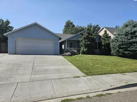 1617 W 34th Ave, Kennewick, WA 99337