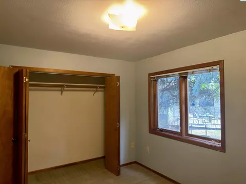 Bedroom - 835 SE Lori Ct, Pullman, WA 99163 photo 4 of 6