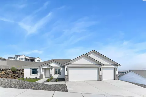 2903 S Osborne St, Kennewick, WA 99338