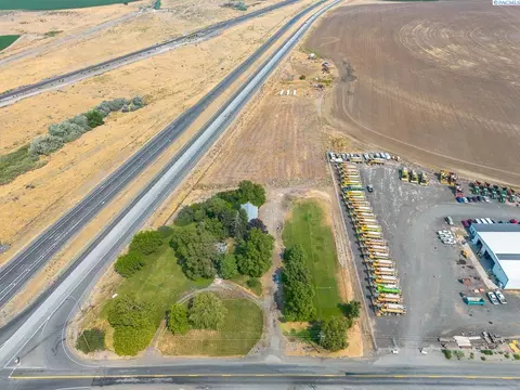 51 Crestloch Rd, Pasco, WA 99301 photo 5