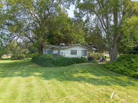 51 Crestloch Rd, Pasco, WA 99301 photo 9