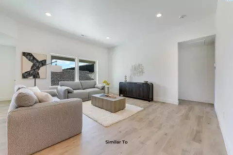 Living - 5908 Redtail Dr, Pasco, WA 99301 photo 1 of 1