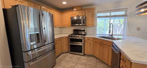 Kitchen - 7915 Madeira Dr, Pasco, WA 99301 photo 2 of 2