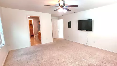 Bedroom - 7915 Madeira Dr, Pasco, WA 99301 photo 1 of 2