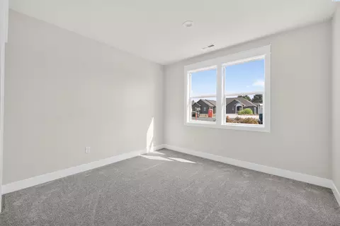 Bedroom - 7709 Allison Ct, Pasco, WA 99301 photo 2 of 4
