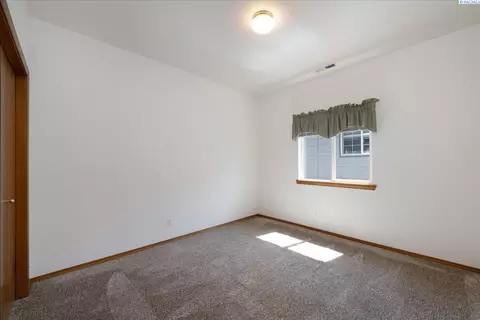 Bedroom - 105 Bellerive, Pasco, WA 99301 photo 1 of 4
