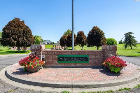 View/Area - 105 Bellerive, Pasco, WA 99301 photo 1 of 1