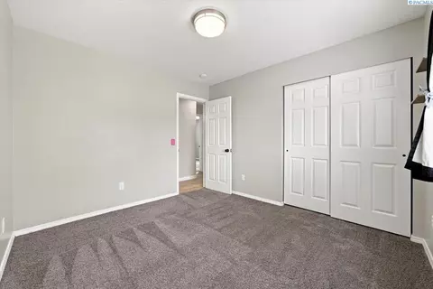 Bedroom - 4314 Desert St, Pasco, WA 99301 photo 5 of 8