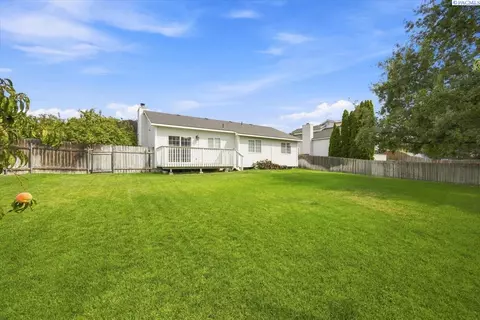 Exterior - 4314 Desert St, Pasco, WA 99301 photo 6 of 6
