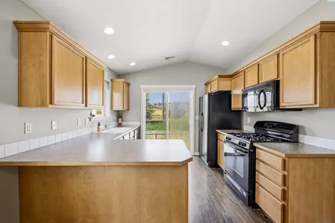 Kitchen - 1400 SW Lost Trail Dr, Pullman, WA 99163 photo 1 of 3