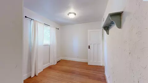 Bedroom - 560 SE Taylor St, Pullman, WA 99163 photo 1 of 3