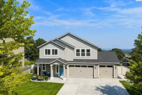 5520 W 28th Ave, Kennewick, WA 99338