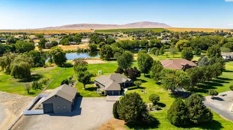 97218 N Northstar Prne, West Richland, WA 99353