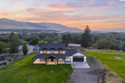 29608 N 113 Pr NE, Benton City, WA 99320