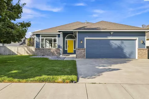 5720 W 14th Ave, Kennewick, WA 99338