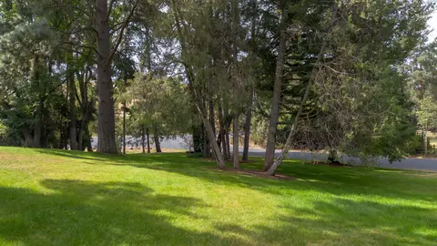Exterior - 1770 SW View Dr, Pullman, WA 99163 photo 6 of 9