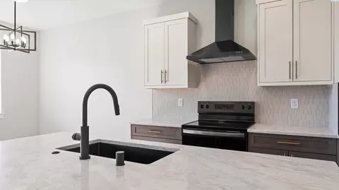 Kitchen - 6509 Rd 90, Pasco, WA 99301 photo 1 of 4