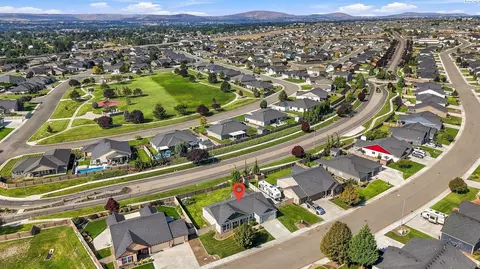 View/Area - 4412 Meadow View Dr, Pasco, WA 99301 photo 3 of 4