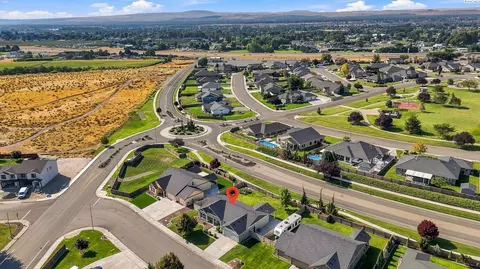 View/Area - 4412 Meadow View Dr, Pasco, WA 99301 photo 4 of 4