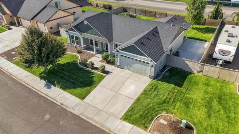 View/Area - 4412 Meadow View Dr, Pasco, WA 99301 photo 1 of 4
