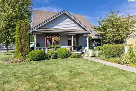 524 Canyon St, Richland, WA 99352