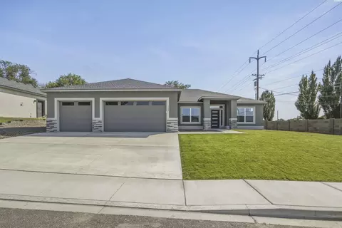 3133 Road 71st Pl, Pasco, WA 99301