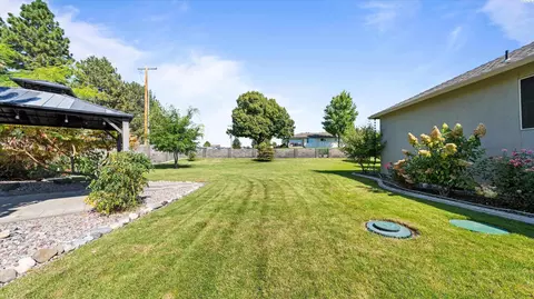 Exterior - 7115 Maxim Ct, Pasco, WA 99301 photo 9 of 9