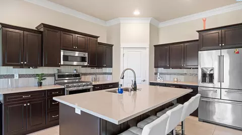 Kitchen - 7115 Maxim Ct, Pasco, WA 99301 photo 2 of 3